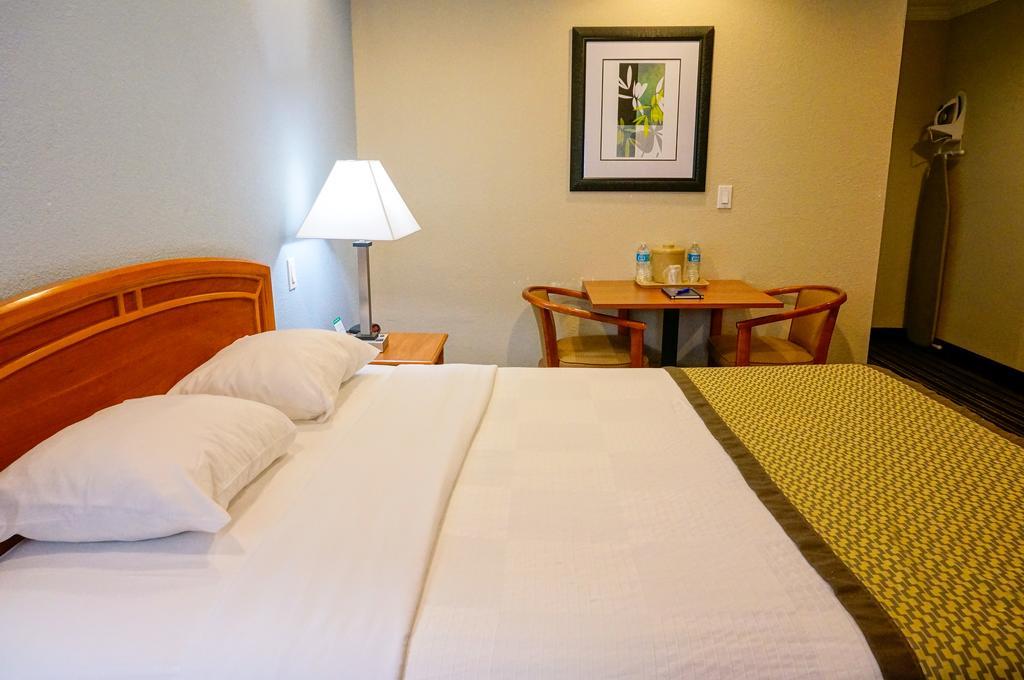 Hotel Parmani Palo Alto  Kültér fotó
